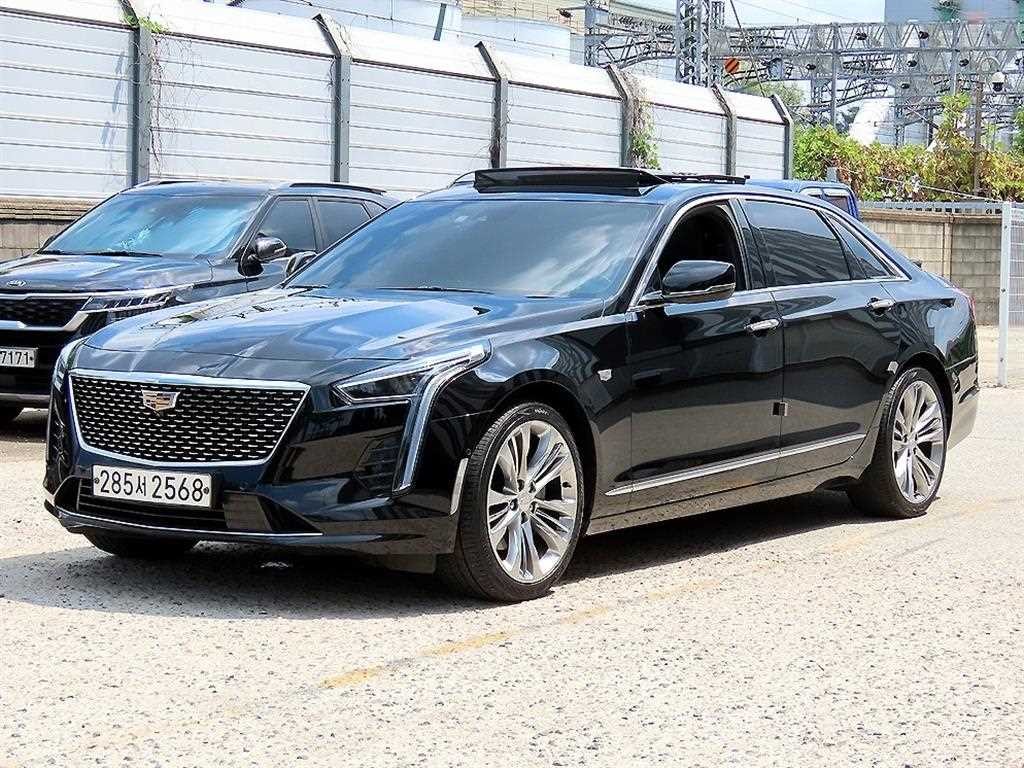 캐딜락 CT6 3.6 플래티넘 AWD 이미지 2