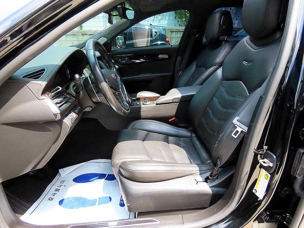 캐딜락 CT6 3.6 플래티넘 AWD 이미지 5