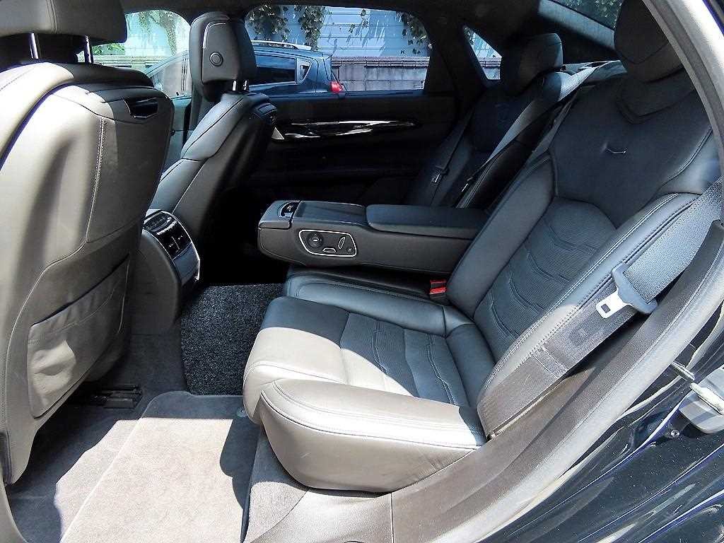 캐딜락 CT6 3.6 플래티넘 AWD 이미지 6