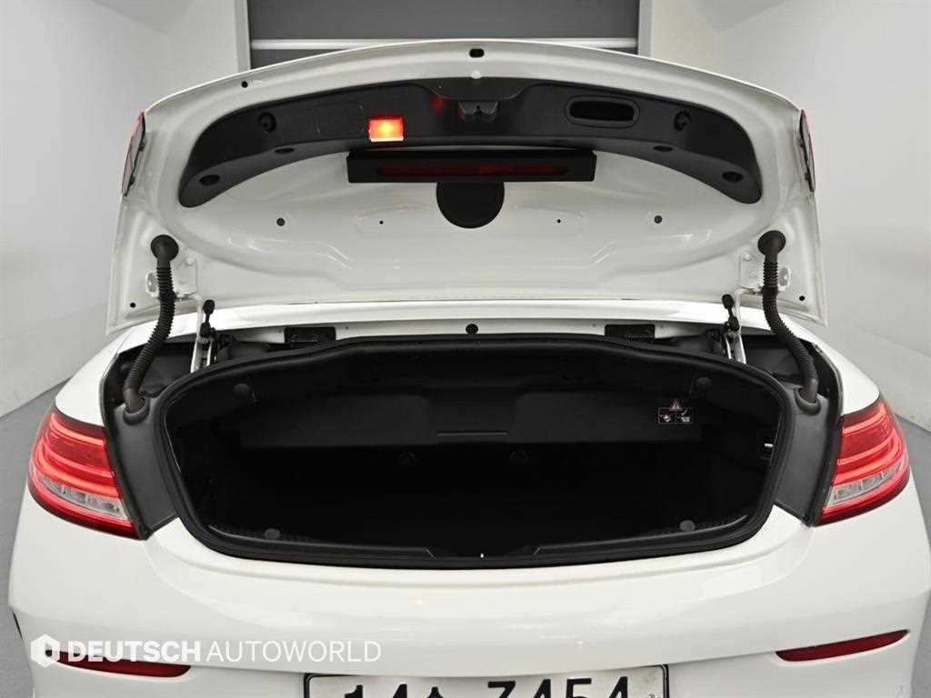 벤츠 C 클래스 C클래스 W205 C200 카브리올레 이미지 18
