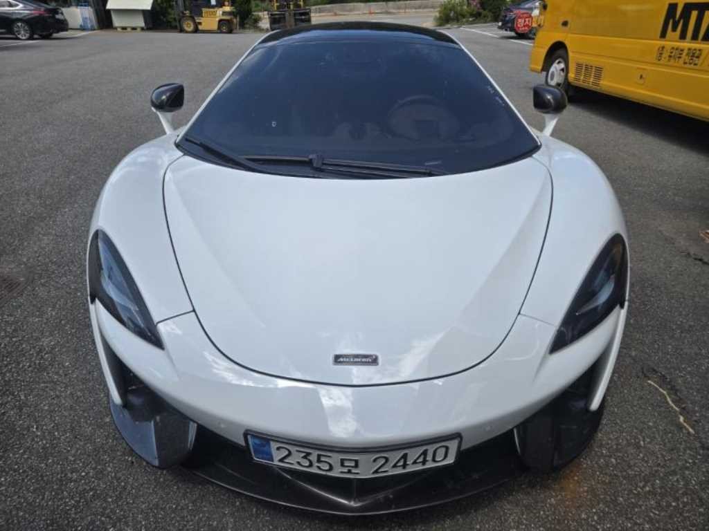 맥라렌 570GT 3.8 쿠페 이미지 1