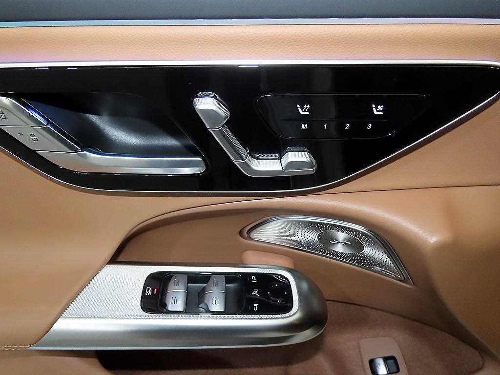 벤츠 E 클래스 E-클래스 W214 E300 4MATIC AMG Line 이미지 13