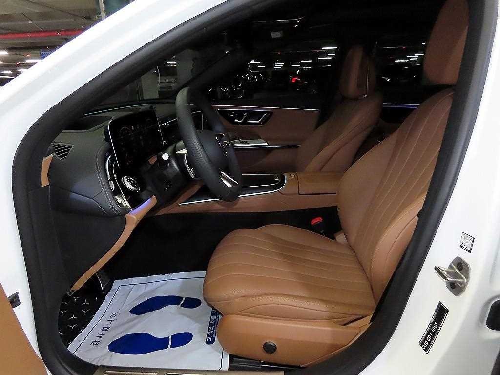 벤츠 E 클래스 E-클래스 W214 E300 4MATIC AMG Line 이미지 6