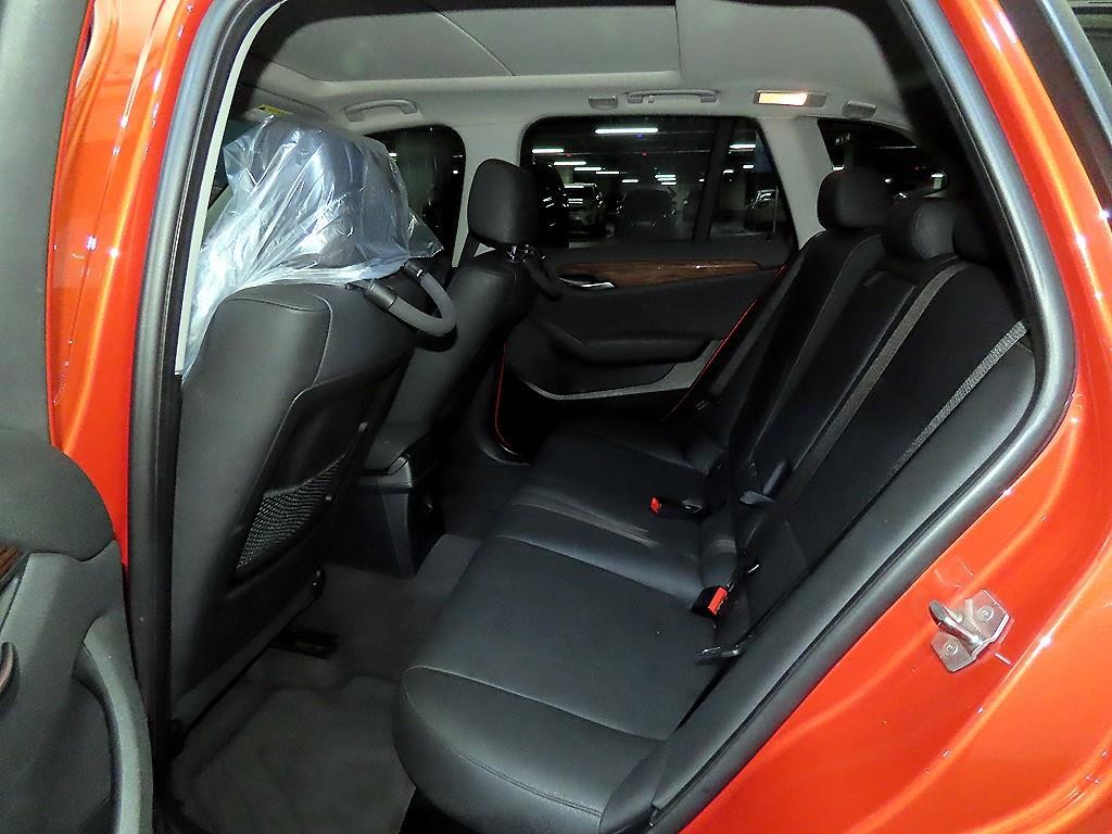 BMW X1 X1 (E84) xDrive 18d 4WD 이미지 7