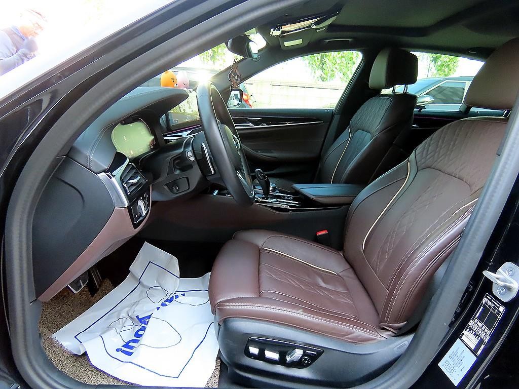 BMW 5시리즈 5시리즈 (G30) 530i M 스포츠 이미지 5