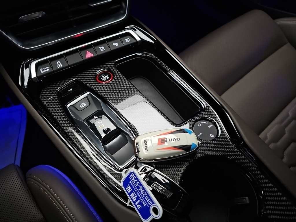 아우디 e-트론 GT GT 콰트로 프리미엄 이미지 7