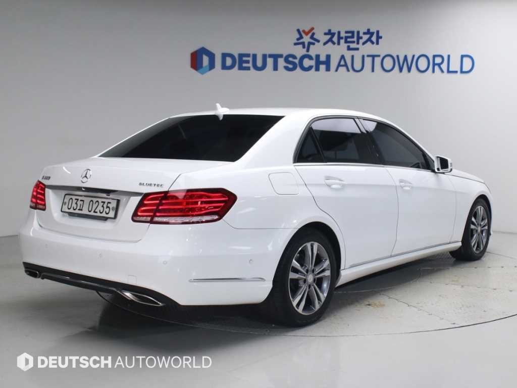 벤츠 E 클래스 E-클래스 W212 E220 블루텍 아방가르드 이미지 3