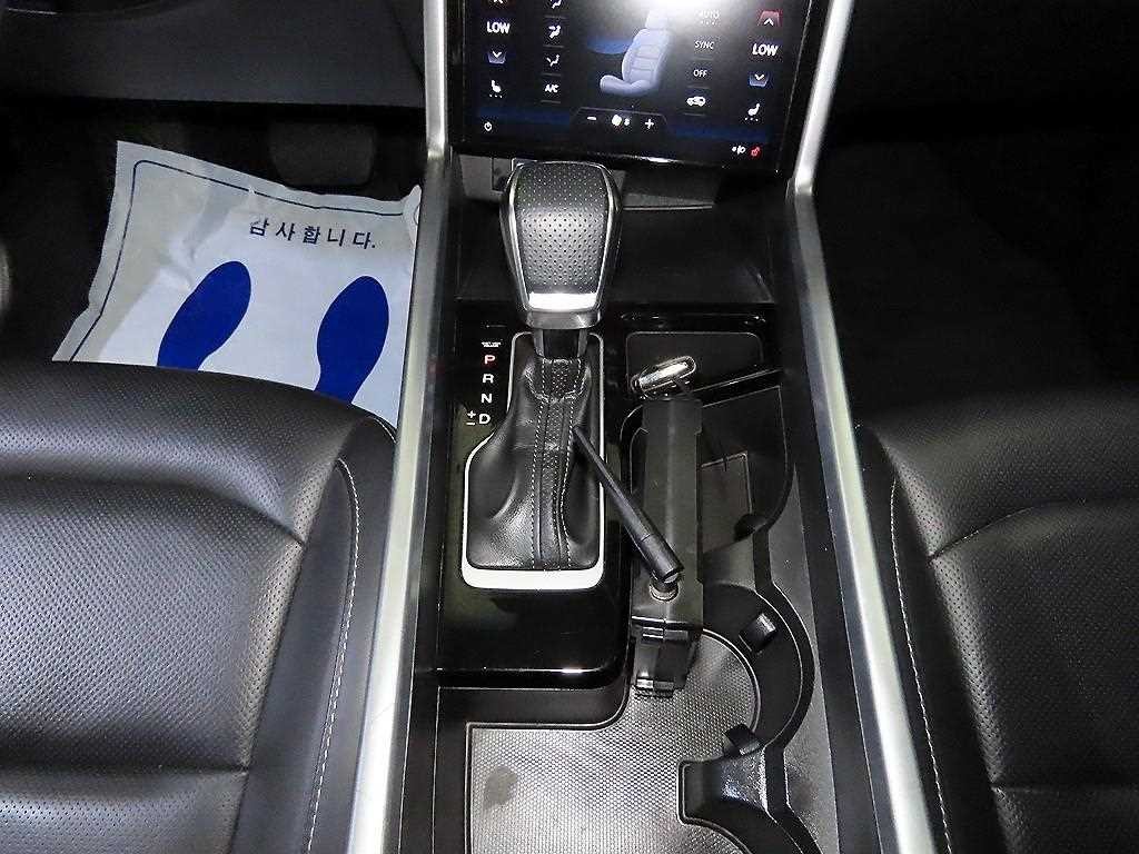 KG모빌리티(쌍용) 토레스 1.5 GDI-T 2WD T5 이미지 12