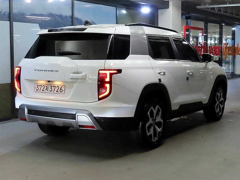 KG모빌리티(쌍용) 토레스 1.5 GDI-T 2WD T5 이미지 4