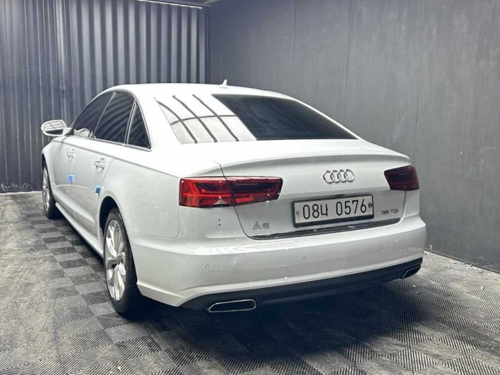 아우디 A6 뉴A6 35 TDI 프리미엄 이미지 2
