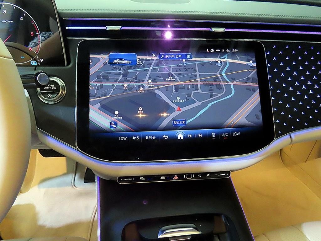 벤츠 E 클래스 E-클래스 W214 E220d 4MATIC 이미지 11