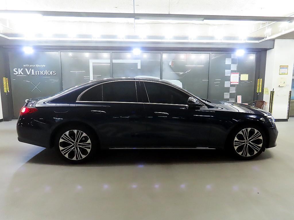 벤츠 E 클래스 E-클래스 W214 E220d 4MATIC 이미지 3