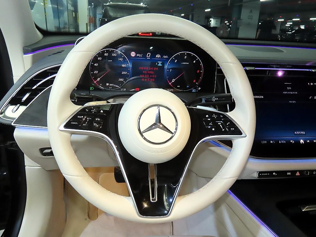 벤츠 E 클래스 E-클래스 W214 E220d 4MATIC 이미지 8