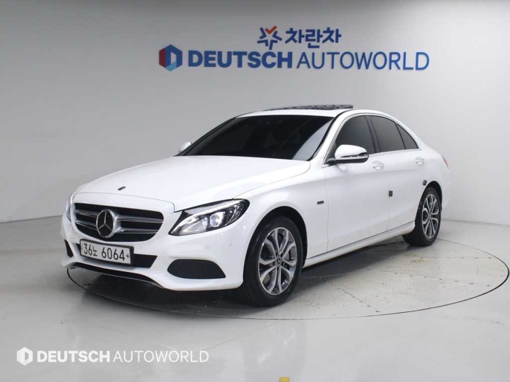 벤츠 C 클래스 C클래스 W205 C350e 이미지 1