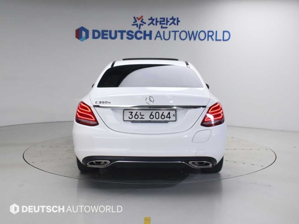 벤츠 C 클래스 C클래스 W205 C350e 이미지 4