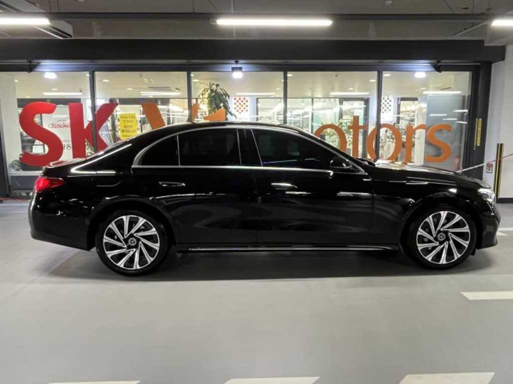 벤츠 E 클래스 E-클래스 W214 E300 4MATIC 익스클루시브 이미지 3