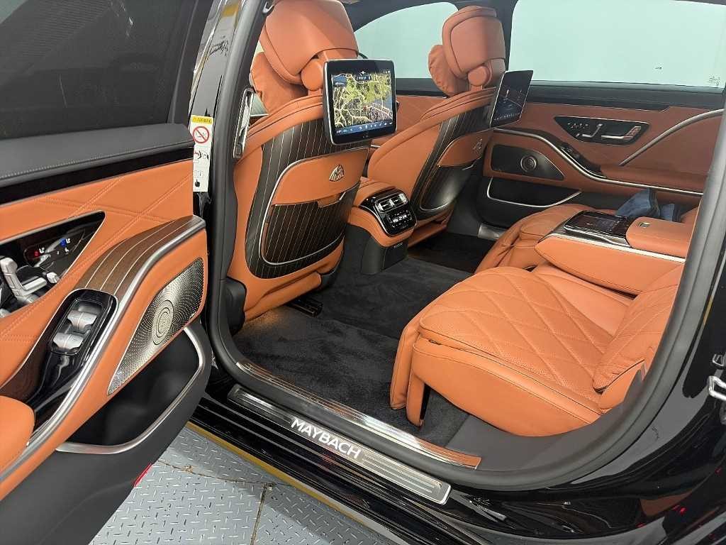 벤츠 S 클래스 S클래스-W223 마이바흐 S680 4MATIC 이미지 12