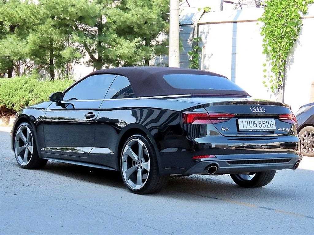 아우디 A5 A5 (F5) 45 TFSI 콰트로 프리미엄 카브리올레 이미지 3
