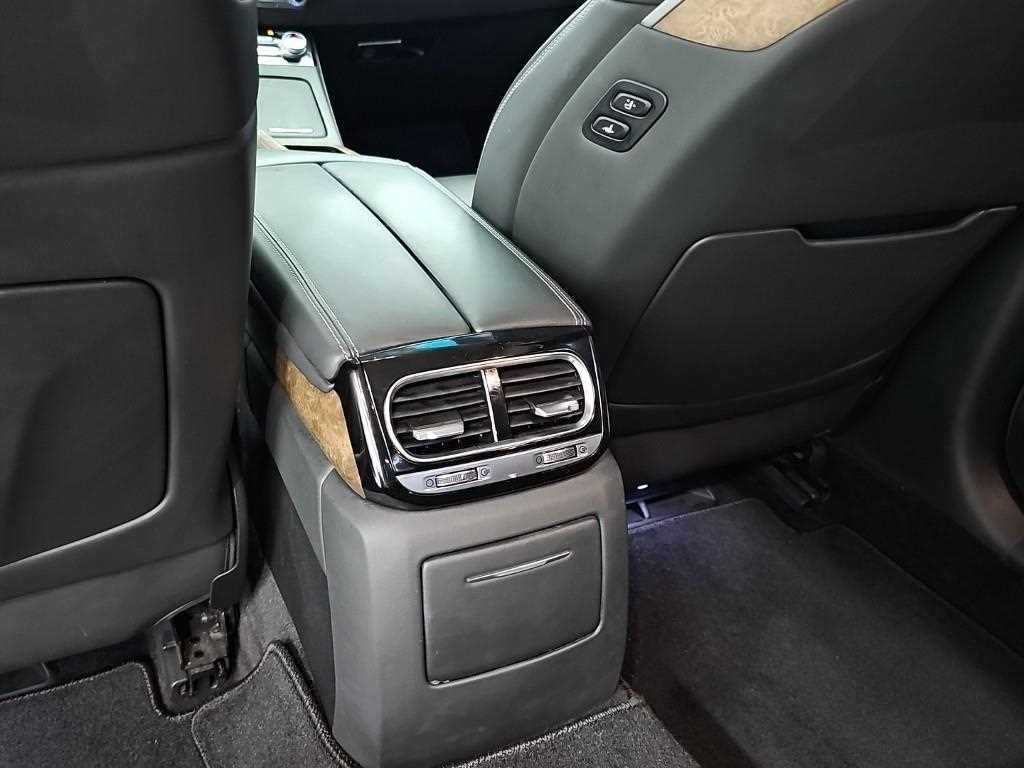 제네시스 G90 3.8 GDI AWD 프레스티지 이미지 13