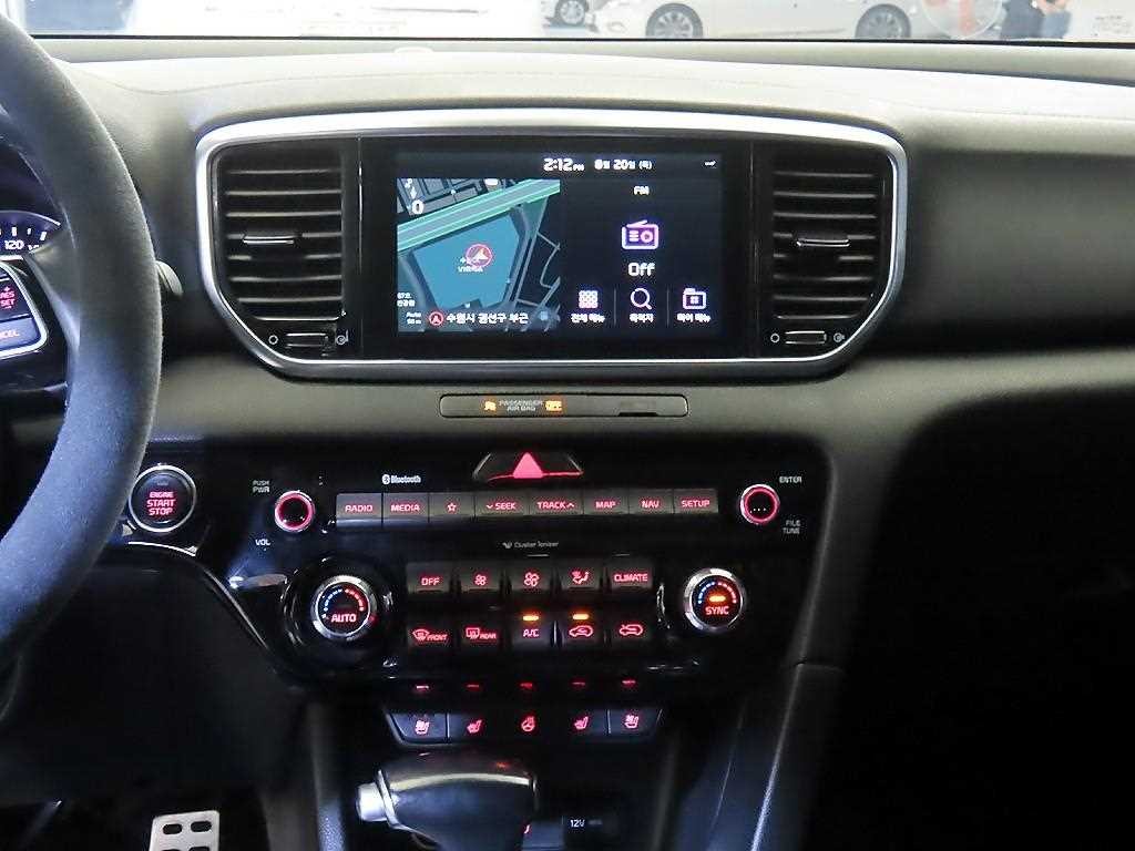기아 스포티지 스포티지 더 볼드 2.0 가솔린 2WD 노블레스 이미지 12