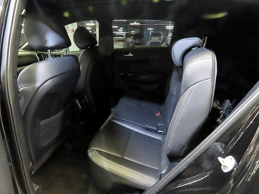 기아 스포티지 스포티지 더 볼드 2.0 가솔린 2WD 노블레스 이미지 8