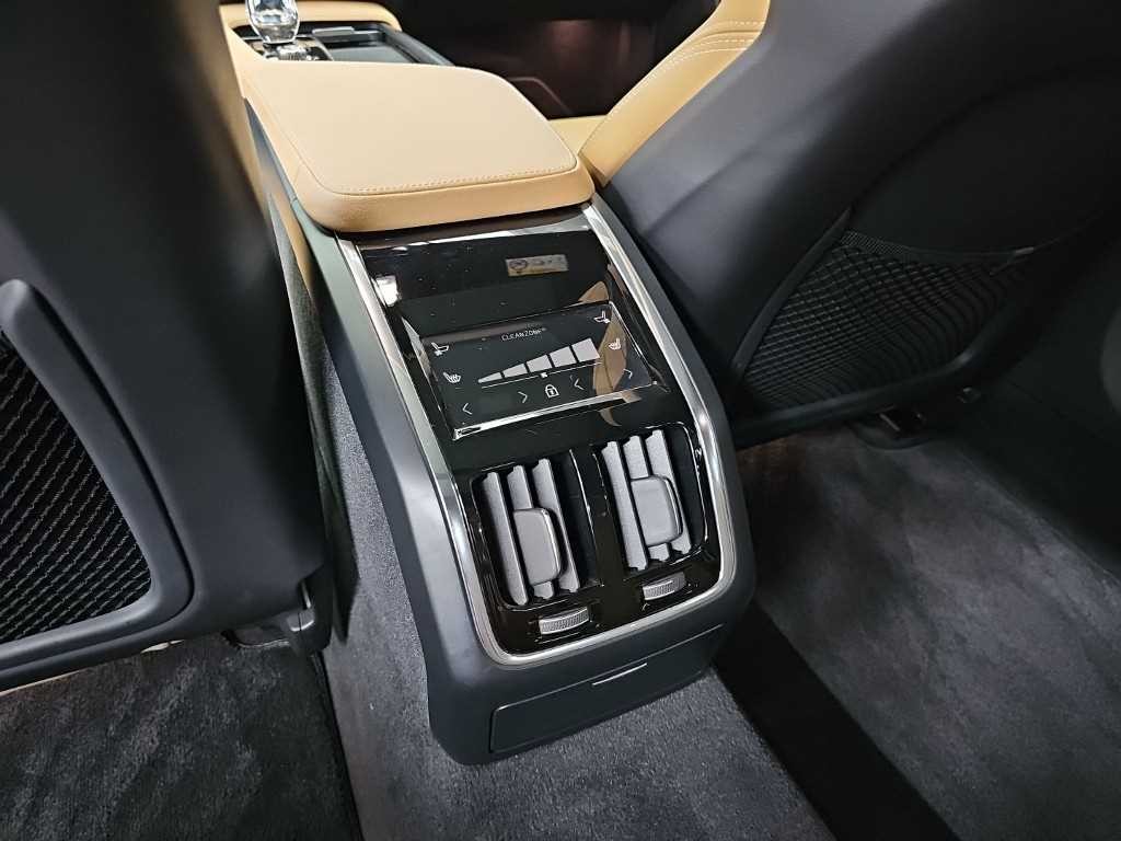 볼보 S90 B5 얼티메이트 브라이트 이미지 13