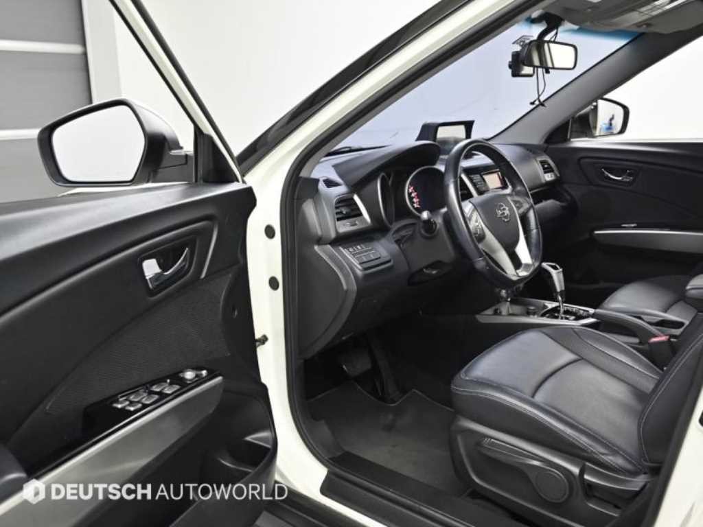 KG모빌리티(쌍용) 티볼리 디젤 2WD 1.6 VX 이미지 6