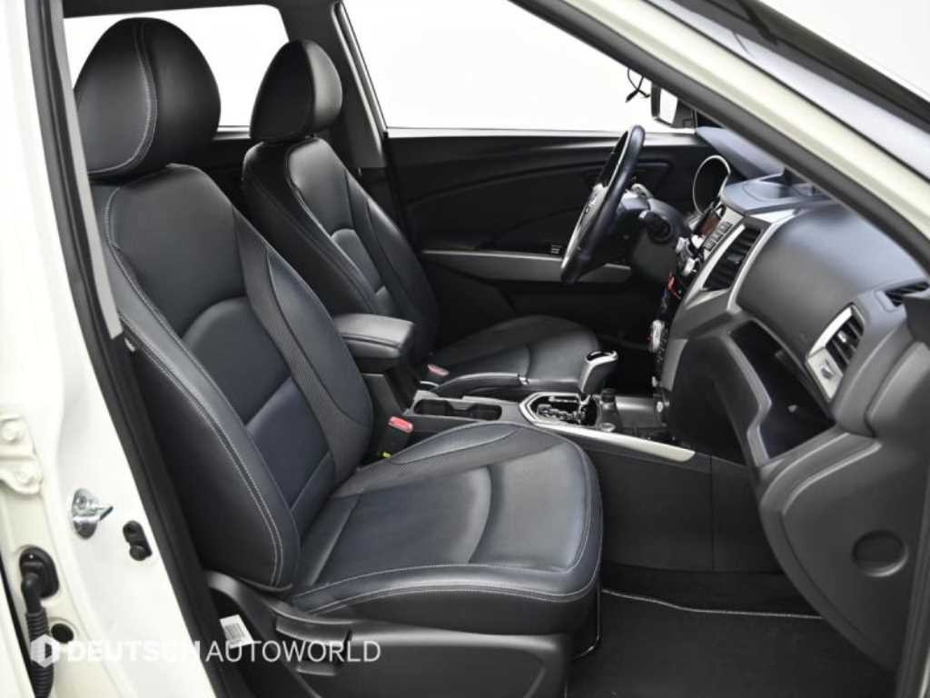 KG모빌리티(쌍용) 티볼리 디젤 2WD 1.6 VX 이미지 7