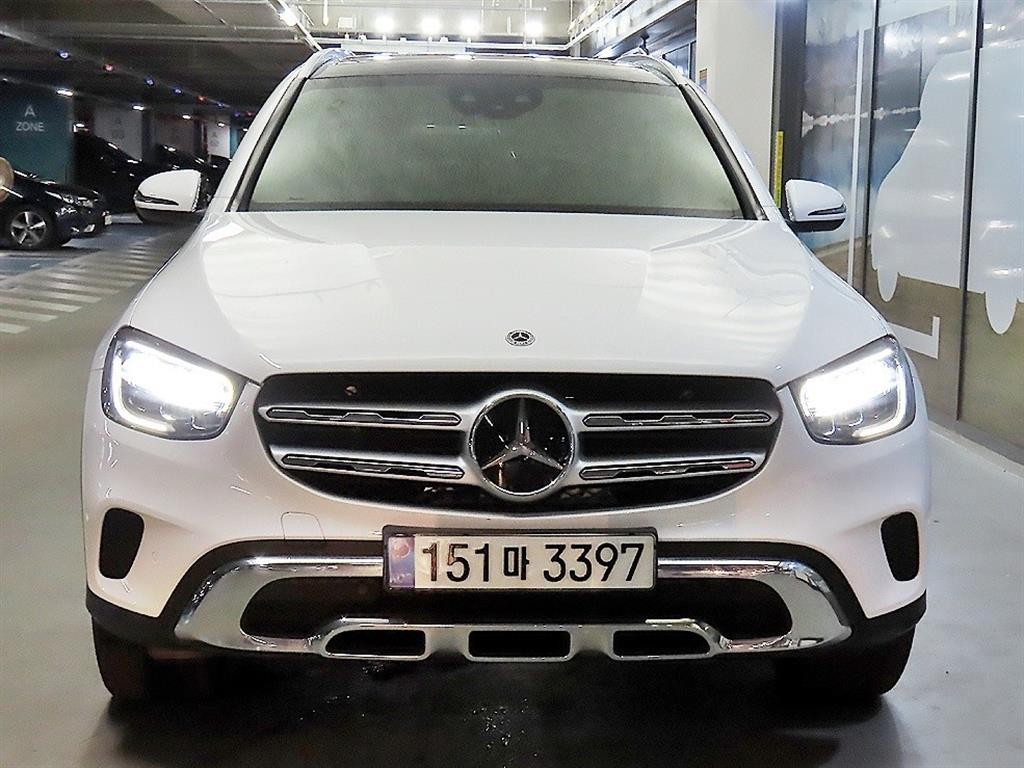 벤츠 GLC 클래스 GLC클래스 X253 GLC 300 e 4MATIC 이미지 2