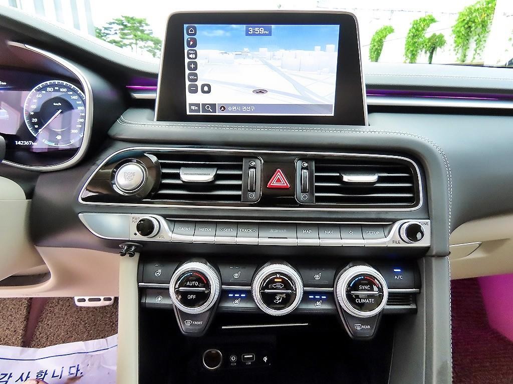제네시스 G70 3.3T 스포츠 AWD 프레스티지 이미지 13