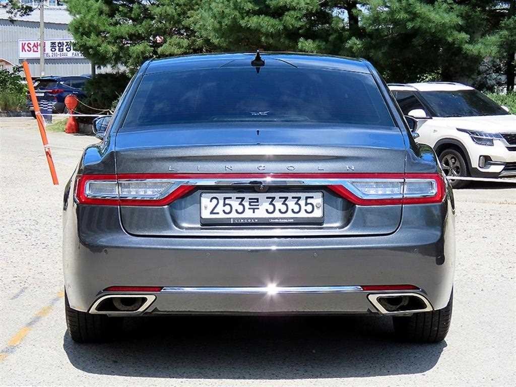 링컨 컨티넨탈 컨티넨탈 10세대 3.0 AWD 리저브 이미지 4