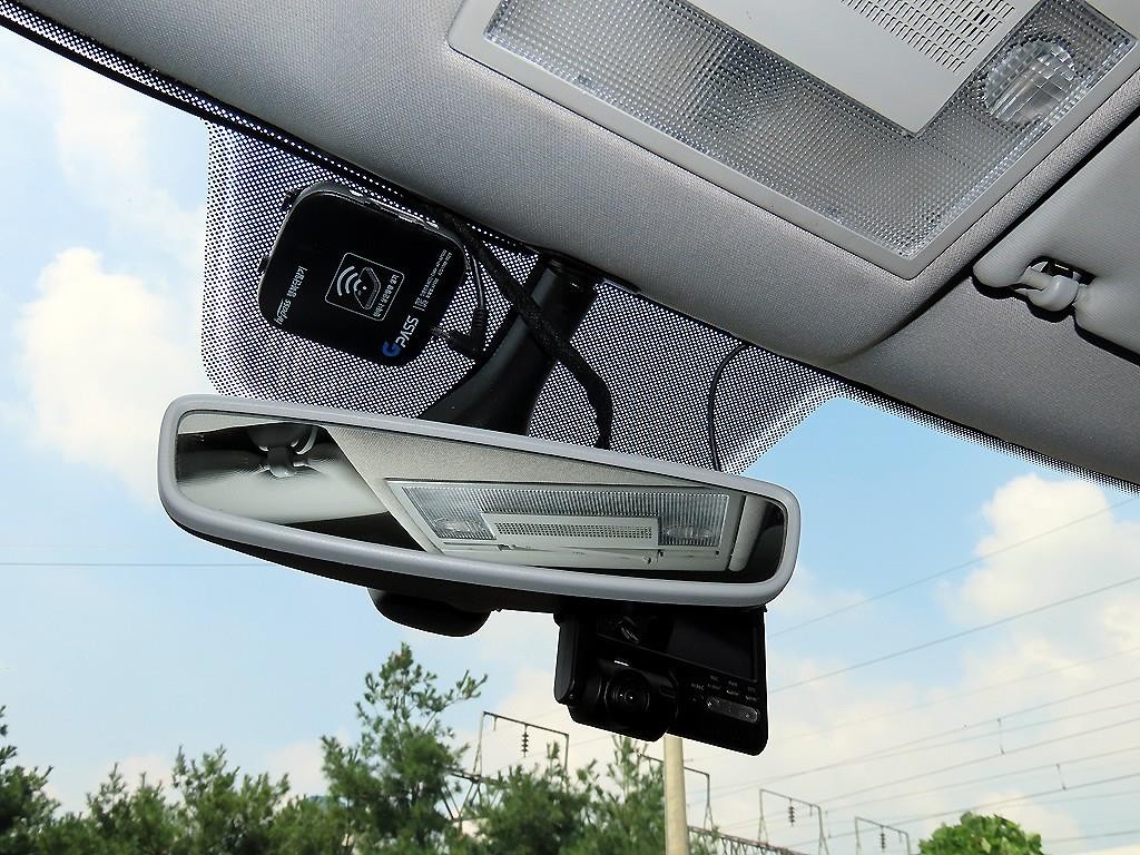 폭스바겐 폴로 1.4 TDI 블루모션 R-LINE 이미지 16