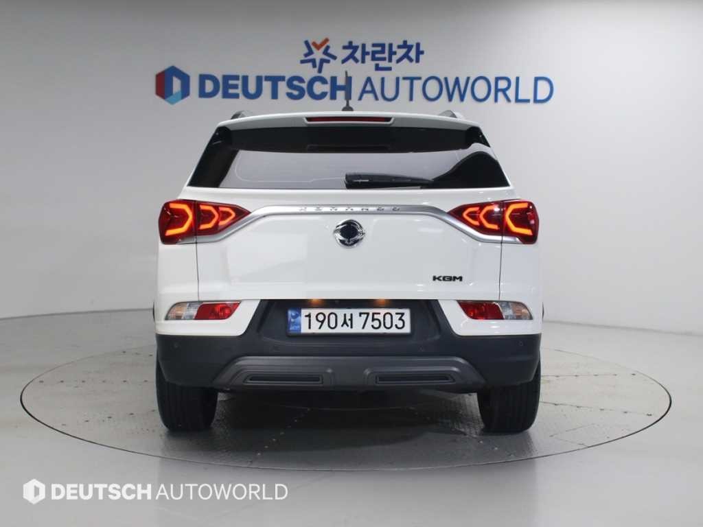 KG모빌리티(쌍용) 코란도 뷰티풀코란도 2WD 가솔린 1.5 C7 이미지 4