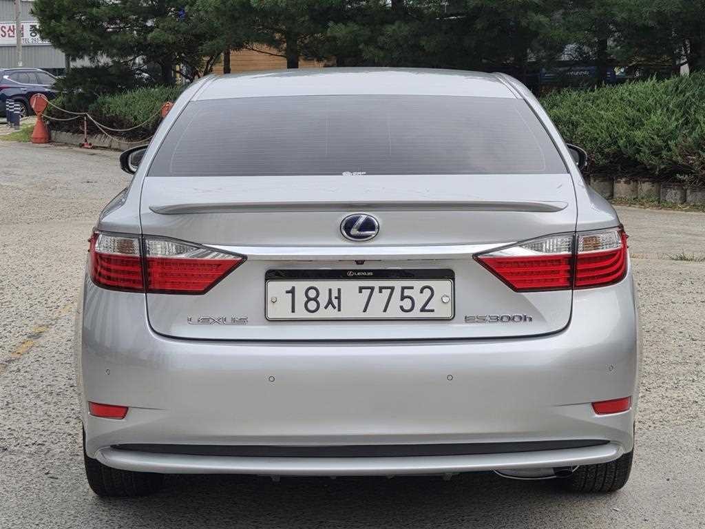 렉서스 ES 뉴ES300h 프리미엄 이미지 4