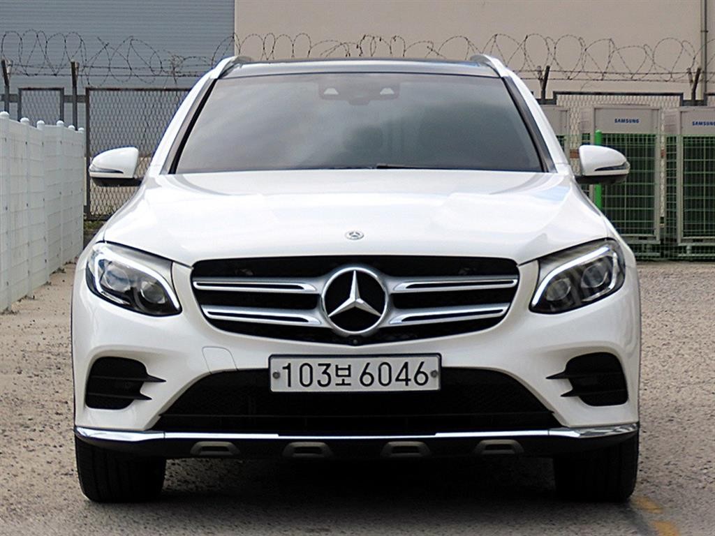 벤츠 GLC 클래스 GLC클래스 X253 GLC 300 4MATIC AMG LINE 이미지 1