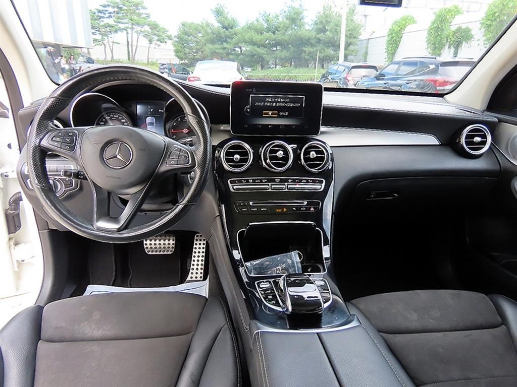 벤츠 GLC 클래스 GLC클래스 X253 GLC 300 4MATIC AMG LINE 이미지 7