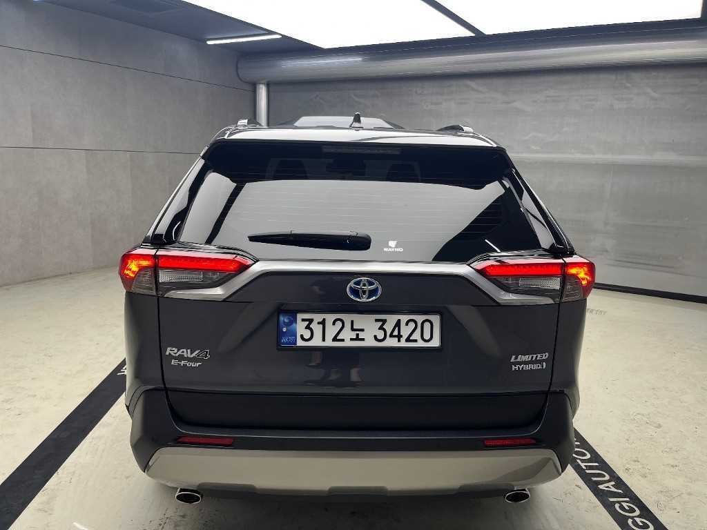 토요타 라브4 RAV4(5세대) 2.5 4WD 하이브리드 LTD 이미지 3