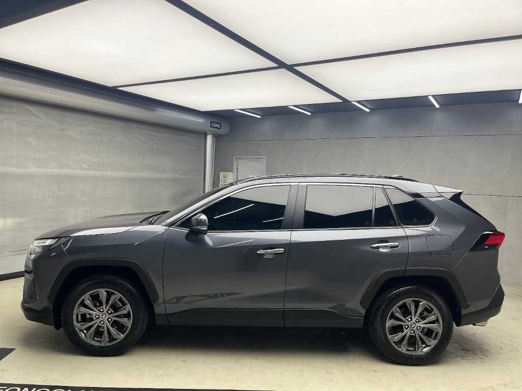 토요타 라브4 RAV4(5세대) 2.5 4WD 하이브리드 LTD 이미지 4