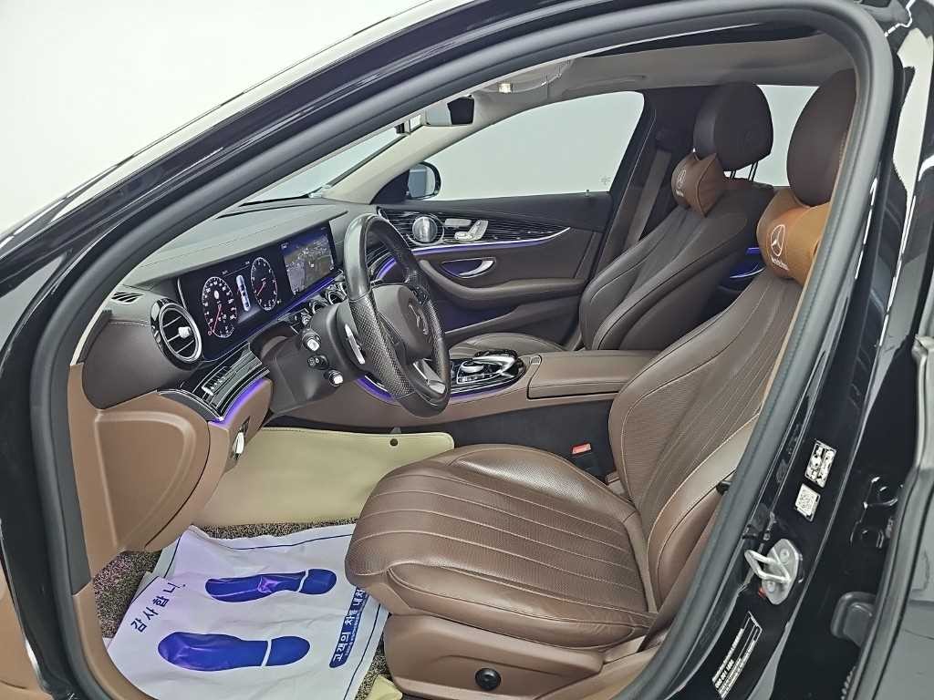 벤츠 E 클래스 E-클래스 W213 E400 4MATIC 익스클루시브 이미지 11