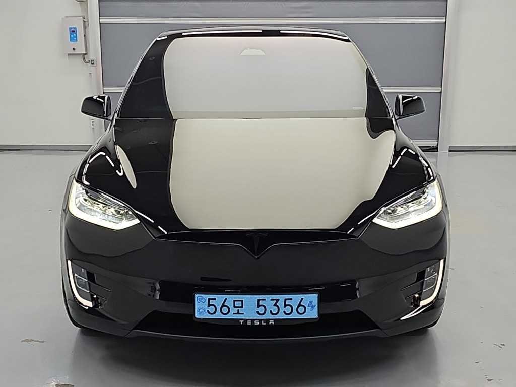 테슬라 모델 X 75D 이미지 3