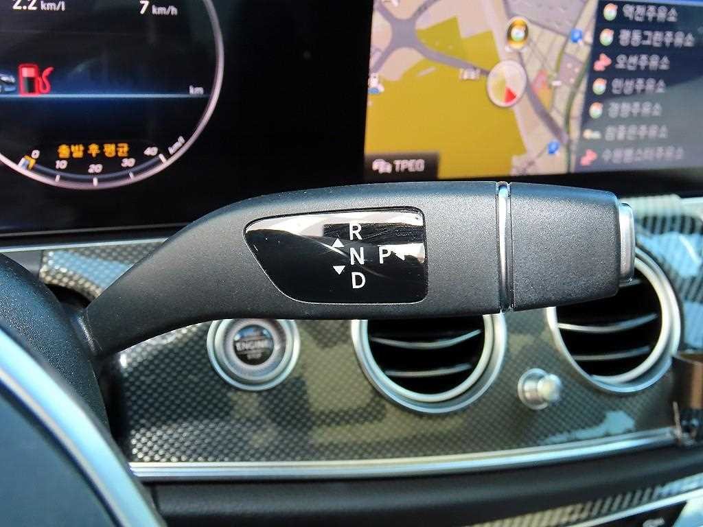벤츠 E 클래스 E-클래스 W213 E300 4MATIC 익스클루시브 이미지 11