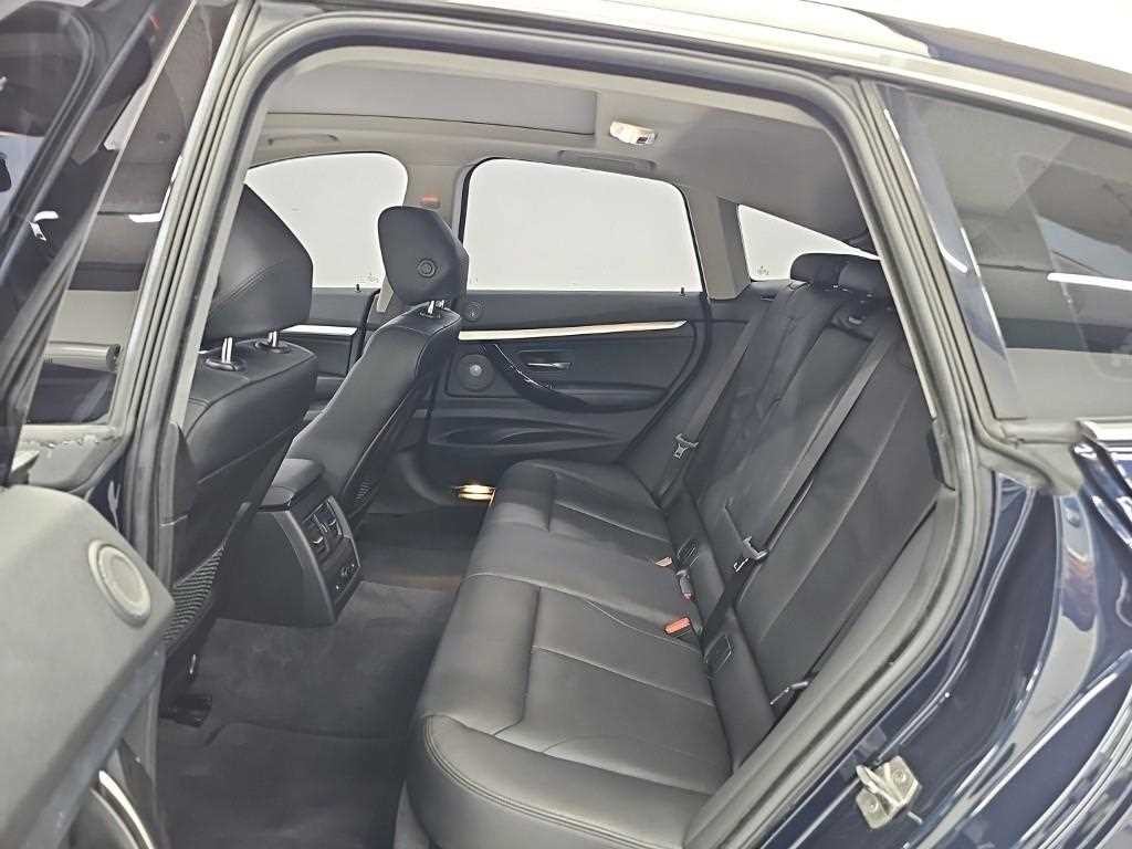 BMW 그란투리스모 3시리즈 GT (F34) GT 320D 럭셔리 이미지 12