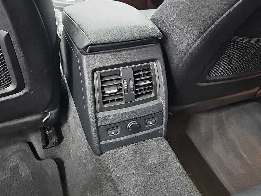 BMW 그란투리스모 3시리즈 GT (F34) GT 320D 럭셔리 이미지 13