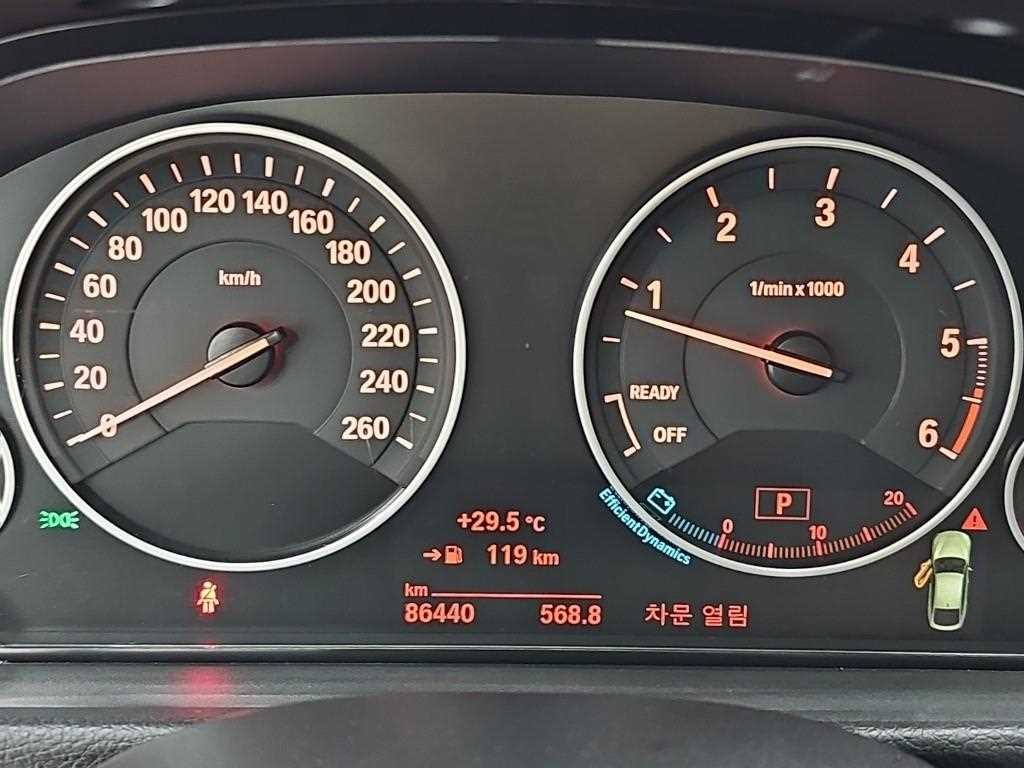 BMW 그란투리스모 3시리즈 GT (F34) GT 320D 럭셔리 이미지 6