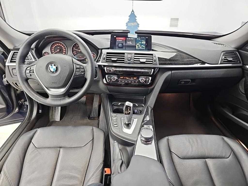 BMW 그란투리스모 3시리즈 GT (F34) GT 320D 럭셔리 이미지 7