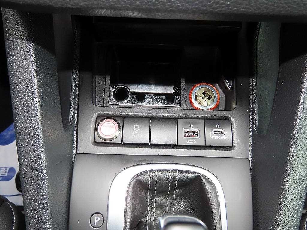 폭스바겐 시로코 2.0 TSI R 이미지 16