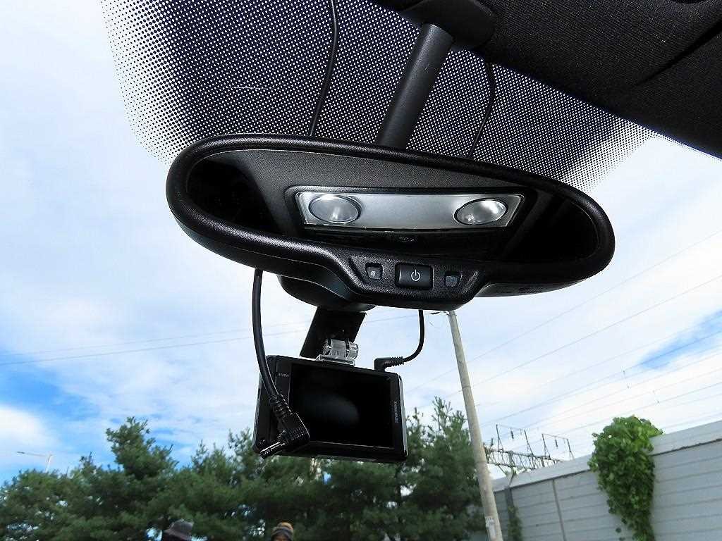 폭스바겐 시로코 2.0 TSI R 이미지 17