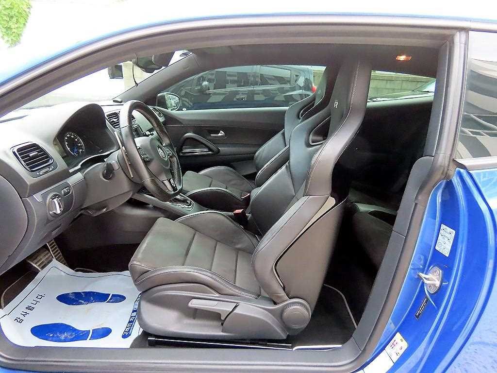 폭스바겐 시로코 2.0 TSI R 이미지 5