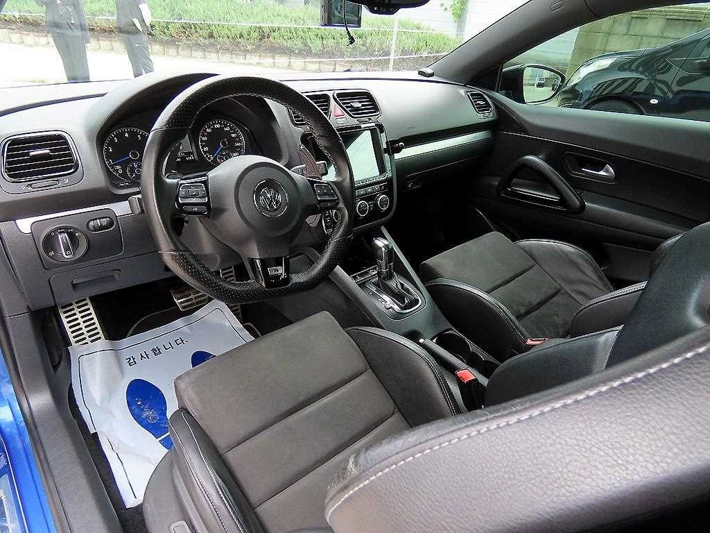 폭스바겐 시로코 2.0 TSI R 이미지 7