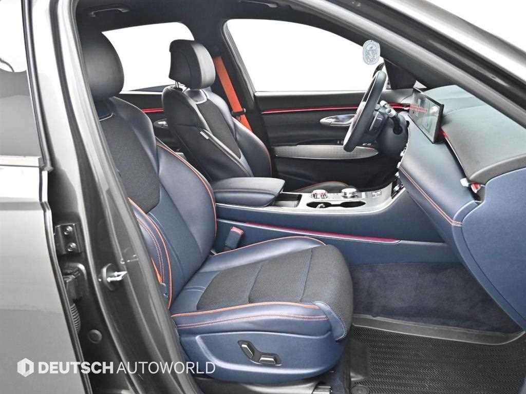 제네시스 GV70 2.5T 가솔린 2WD 스포츠 이미지 11